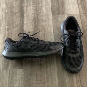 Men’s Under Armour Black Running Shoes - 12